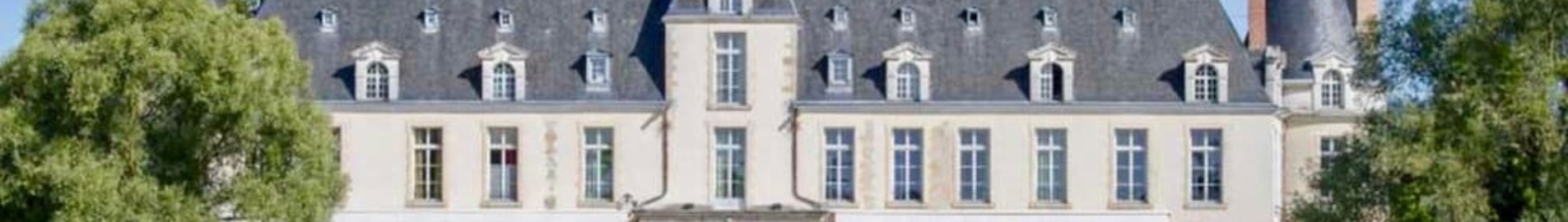 Închiriați un elicopter pentru Château D’Augerville lângă Fontainebleau
