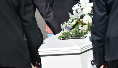 Cum se organizează repatrierea unui sicriu cu avionul?