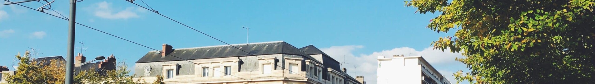 Angers : închiriere avion privat 