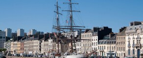 Cherbourg Maupertus: închiriere avion privat