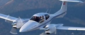 DIAMOND DA 42 TWIN STAR: închiriere de avioane private
