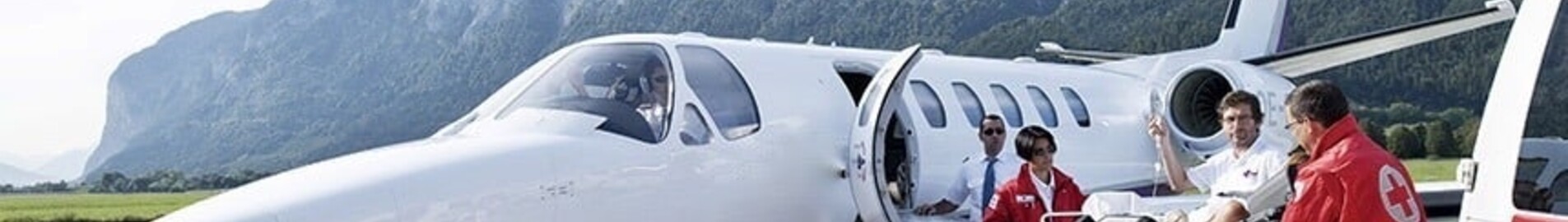 Angajați un avion privat pentru securitate și evacuări politice