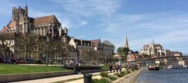 Rodez Aveyron: închiriere avion privat 