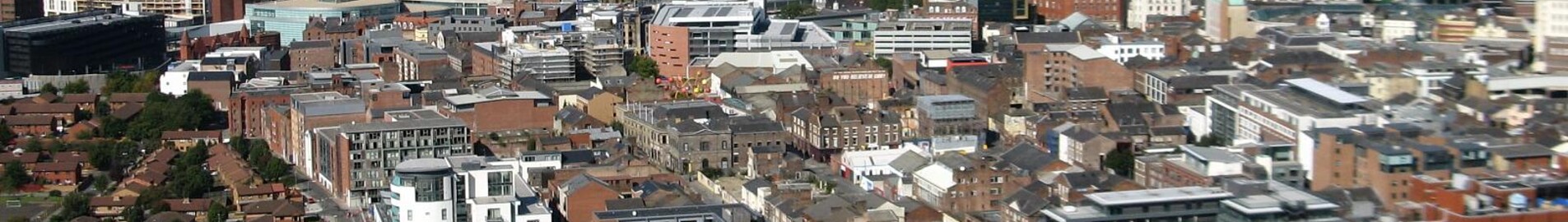 Liverpool : închiriere avion privat 
