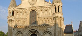 Joigny : închiriere avion privat
