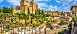  Lucca Tassignano : închiriere avion privat 