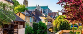 Chartres Champhol: închiriere avion privat 