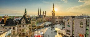 Halle Oppin: închiriere avion privat
