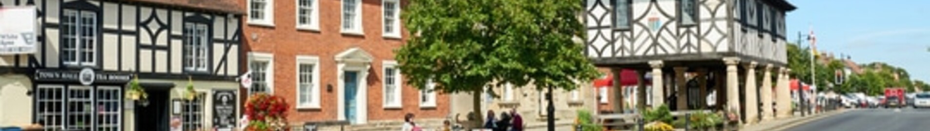 Lyneham : închiriere jet privat 