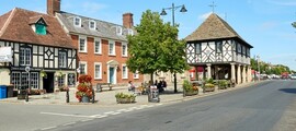 Doncaster Sheffield: închiriere avion privat 
