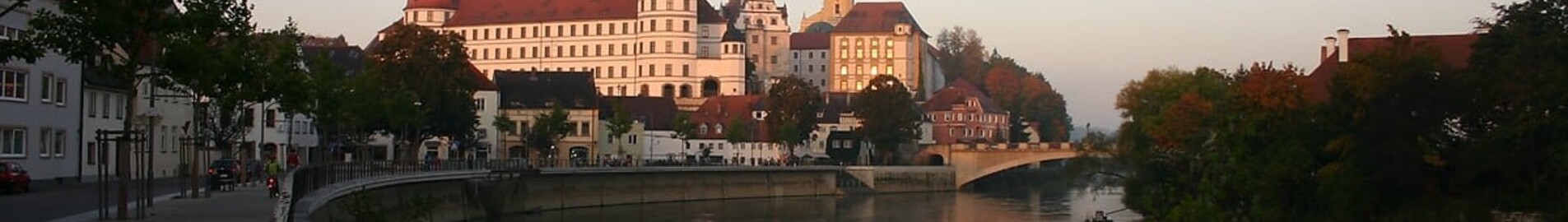 Neuburg : închiriere avion privat 