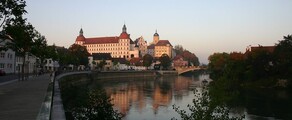 Neuburg : închiriere avion privat 