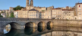 Chaumont Semoutiers: închiriere avion privat