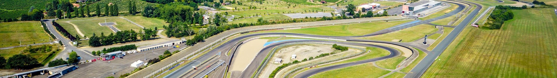 Nogaro : închiriere avion privat 