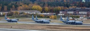 location de jet privé Ramstein en automne avec avions militaires