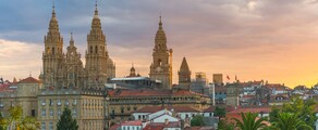 Santiago de Compostela : Închirieri de avioane private și elicoptere 