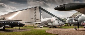 Wolverhampton Cosford : închiriere avion privat 