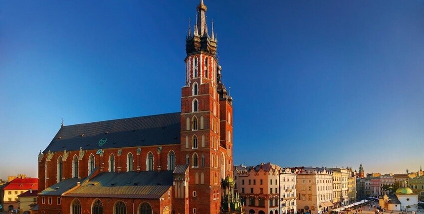 Cracovia John Paul II : închiriere avion privat 