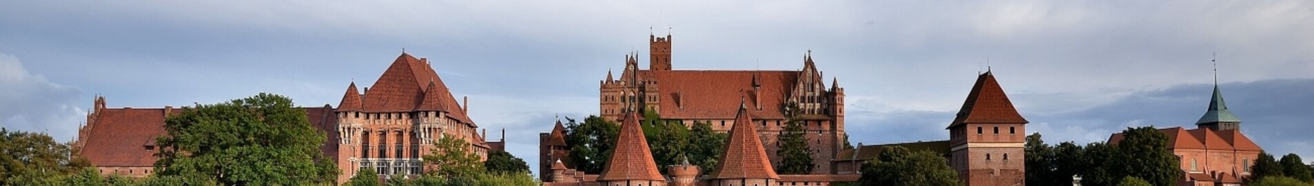 Malbork: închiriere avion privat 