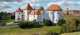Insula Brac : închiriere avion privat