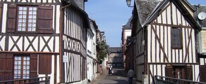 Bernay St Martin : închiriere avion privat
