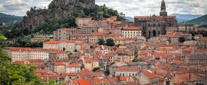 Le Puy Loudes: închiriere avion privat