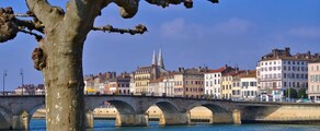 Închiriere avion privat în Mâcon Charnay