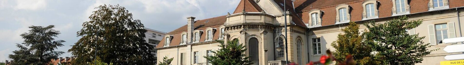Închirieri avioane private pe aerodromul Vesoul-Frotey