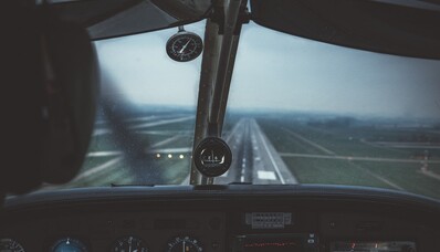 Există oare o țară fără aeroport?