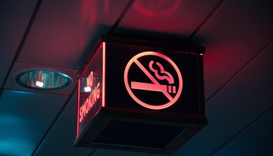 Se poate fuma la bordul unui avion privat?