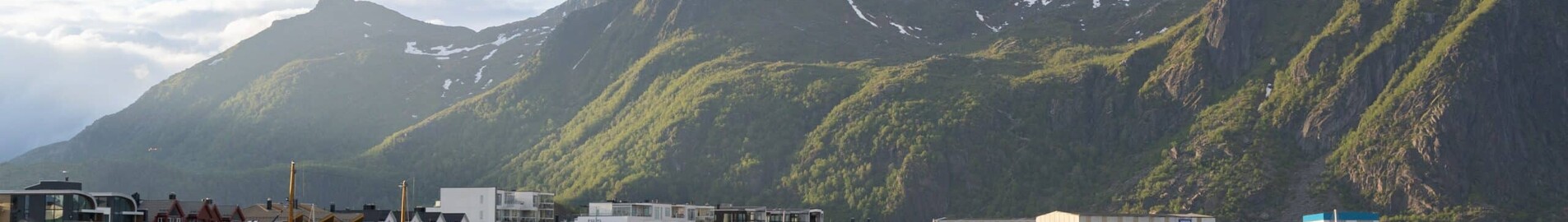 Svolvær: închiriere de avioane private
