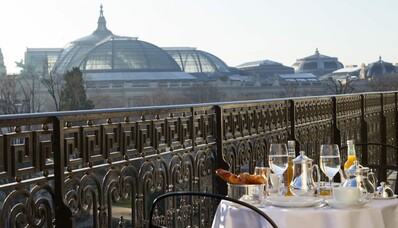 Hôtel La Réserve de Paris: O moștenire de rafinament și prestigiu