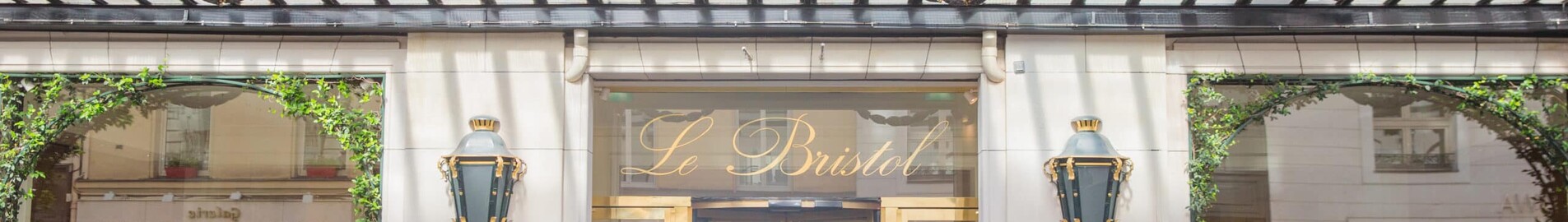 Hotel de lux în Paris: Excelența redefinită la Bristol Paris