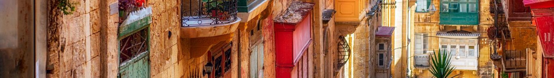 Saint-Tropez - Valletta : închiriere avion privat