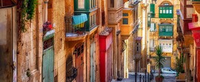 Saint-Tropez - Valletta : închiriere avion privat