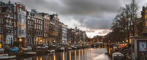 New York - Amsterdam : închiriere avion privat