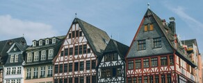 Saint-Moritz - Frankfurt: închiriere avion privat