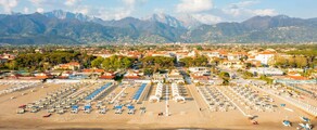 Forte dei Marmi: Transfer cu elicopterul