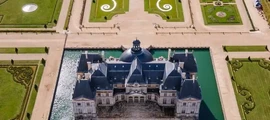 Château de Fontainebleau: experiență cu elicopterul